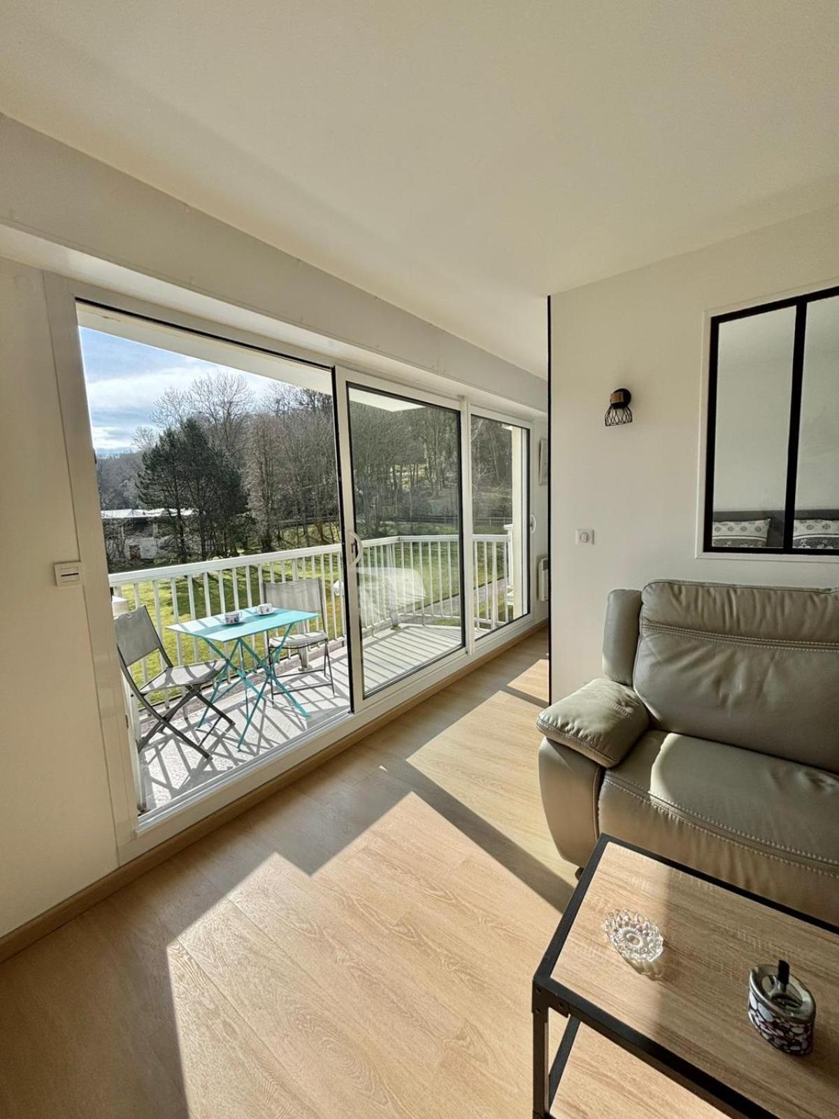Les Charmes Du Bosquet Parc D'Amour Et Nature Parking Prive Securise Etretat Bagian luar foto